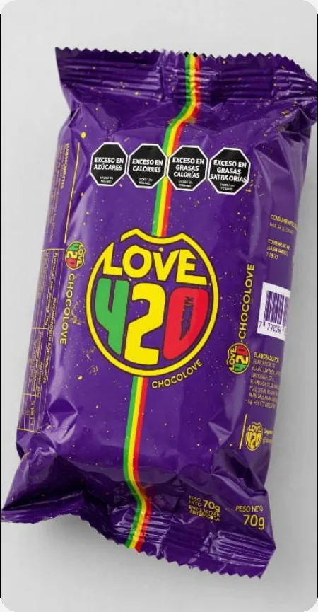 ChocoLove Love420 de 70 g, alfajor individual con cobertura violeta